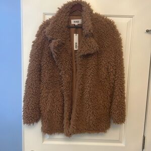 BB Dakota Jacket With Tag
